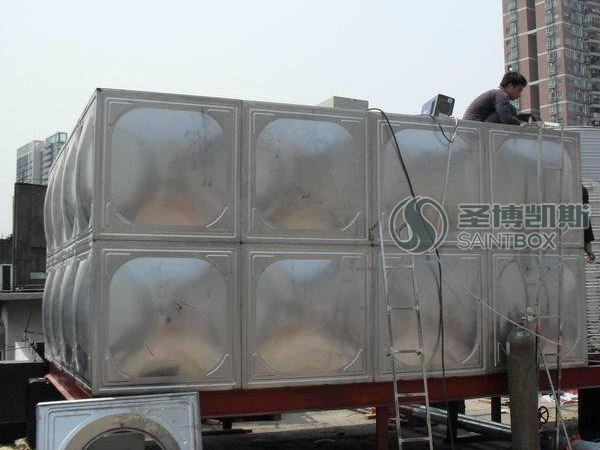 不锈钢水箱.jpg