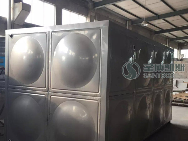 亚精区区一区区二在线 太阳能304不锈钢水箱.jpg