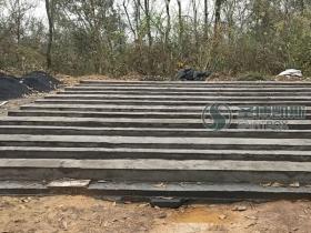 不锈钢水箱底座的制作